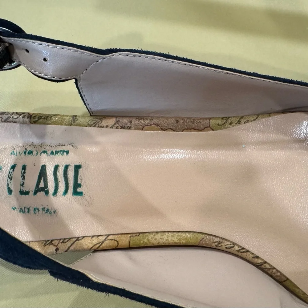 Alviero Martini Navy Pointed Toe Slingback Flats
